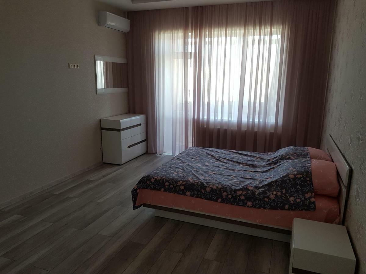 New Apartment On Parkovaya Chornomorsk Exterior foto